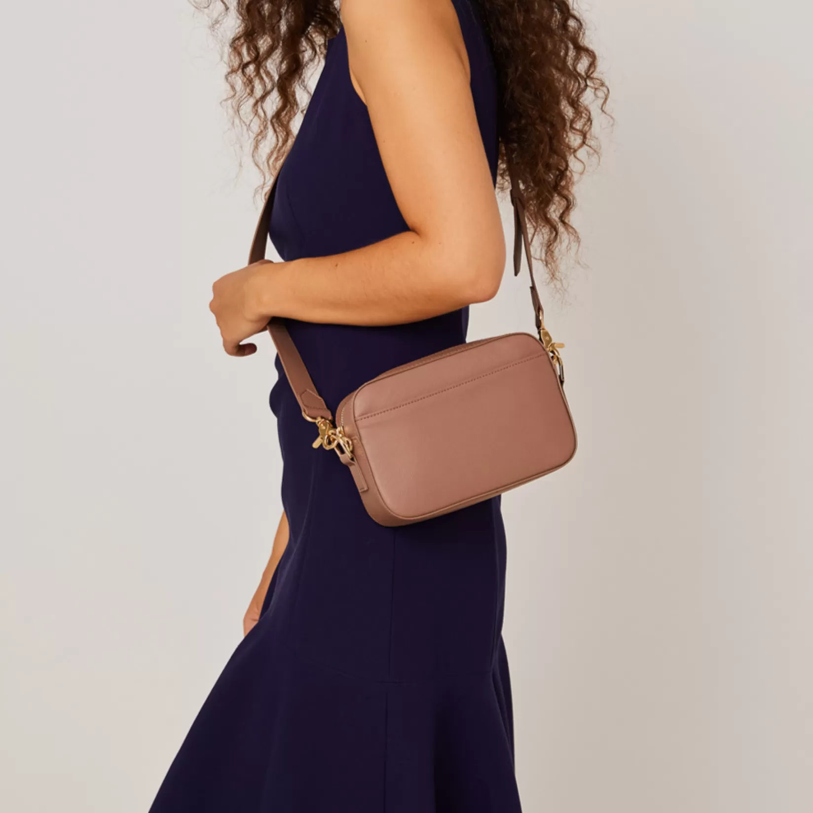 Flash Sale Allégorie Gala Crossbody Camera Bag (Dusty Rose)