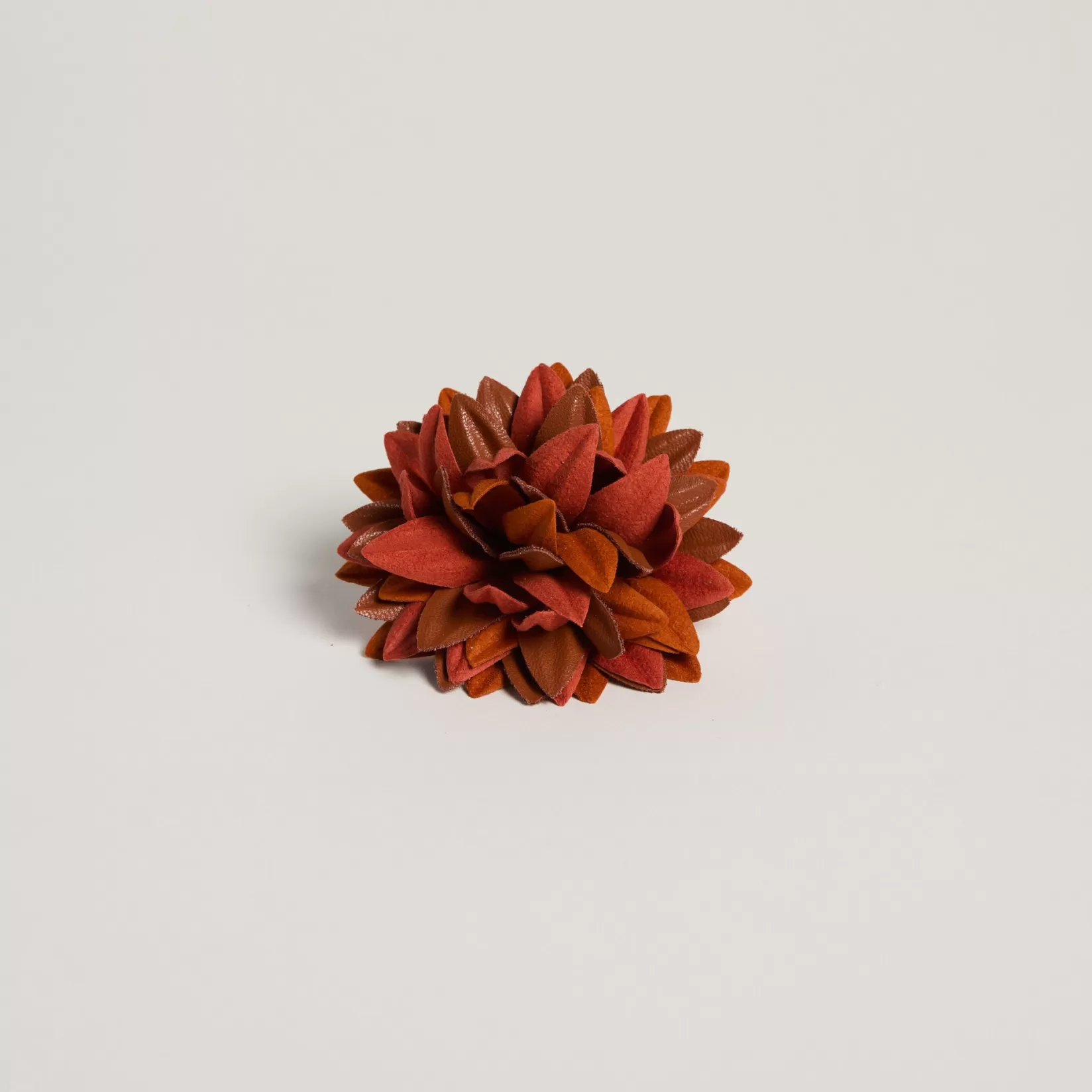 Best Allégorie Pom Flower Brooch